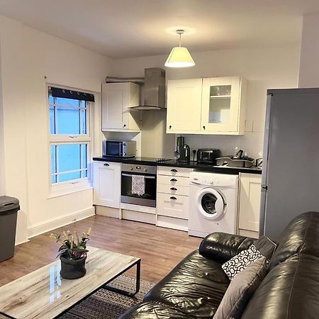 Yeovil Apartments Luaran gambar